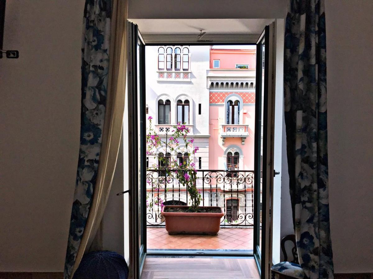Salerno B&B In Centro Eksteriør bilde