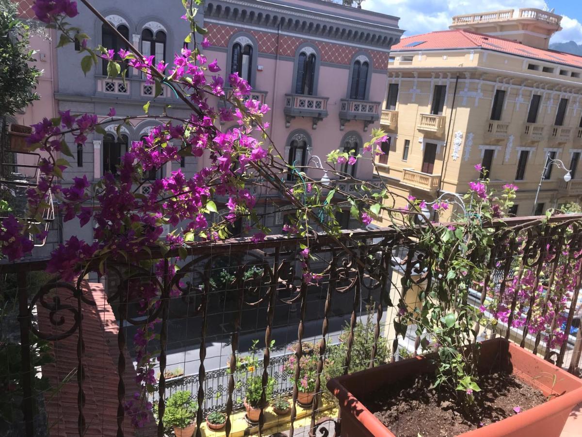Salerno B&B In Centro Eksteriør bilde